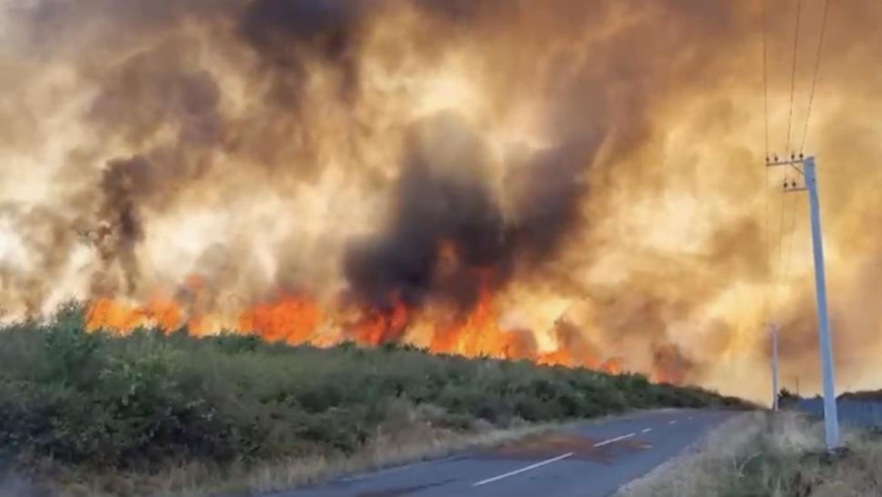 UPDATE. Incendiu uriaș în Maramureș. Preşedintele Consiliului Județean: Focarele fumegânde sunt aproape de lichidare 921792