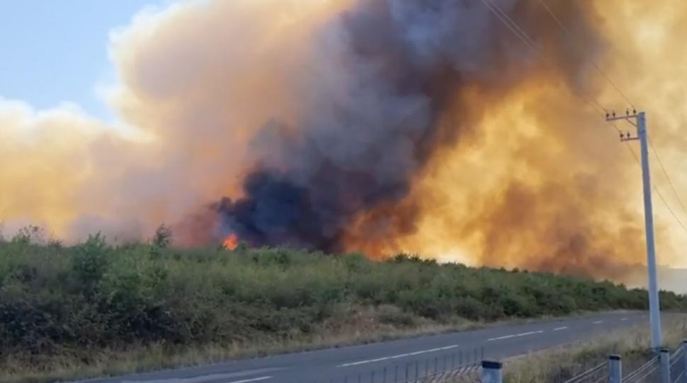 UPDATE. Incendiu uriaș în Maramureș. Preşedintele Consiliului Județean: Focarele fumegânde sunt aproape de lichidare 921798