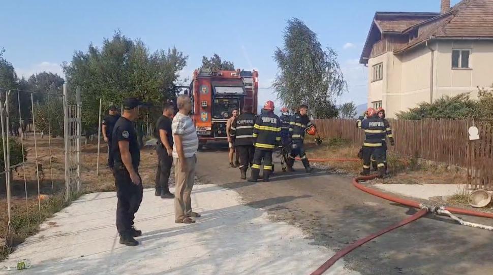 UPDATE. Incendiu uriaș în Maramureș. Preşedintele Consiliului Județean: Focarele fumegânde sunt aproape de lichidare 921799