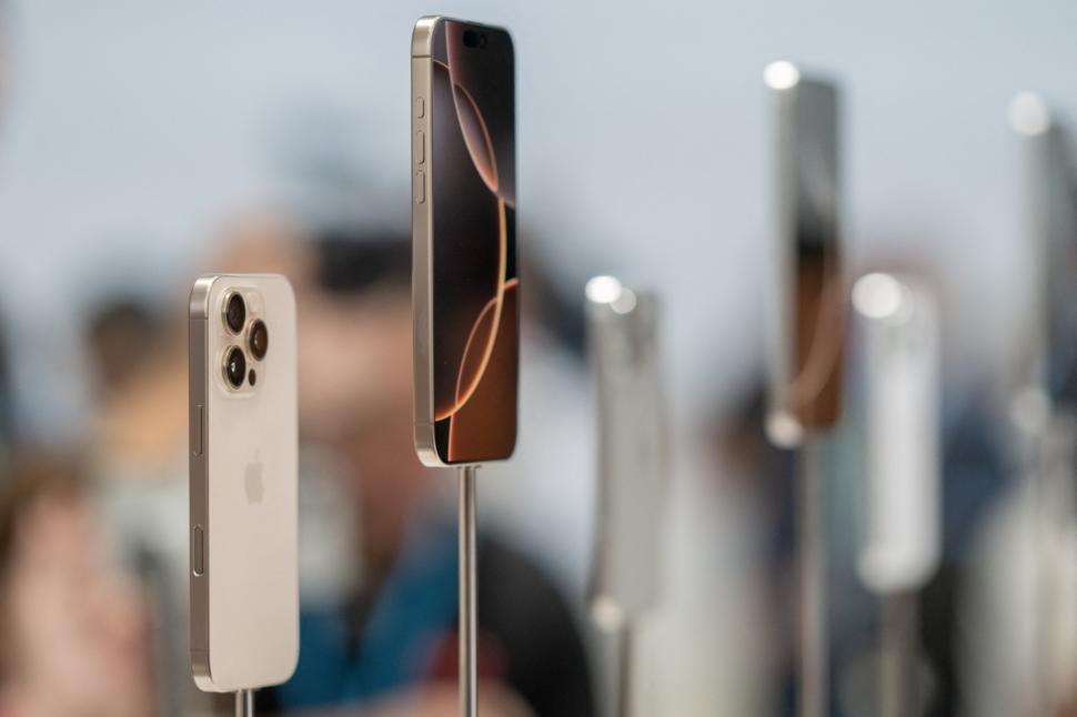 Cum arată noul iPhone 16. Apple a lansat cele patru modele de smartphone. Ce preț are fiecare 922112