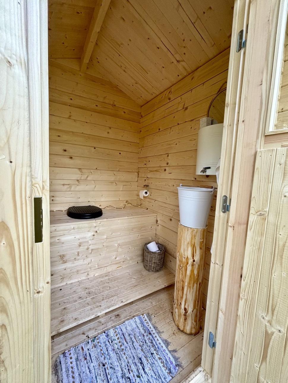 A renunțat la viața din SUA și și-a cumpărat o insulă în Finlanda cu banii de-o garsonieră confort redus în România 922462