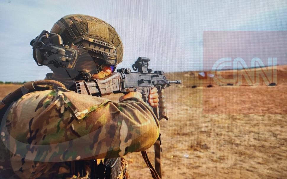 Jurnaliștii Antena 3 CNN, alături de voluntarii români pe frontul din Ucraina. „Când stai sub bombe, te rogi să nu cadă pe tine” 922531