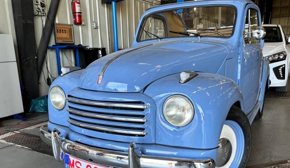 Imagini de colecţie cu un Fiat 500 Topolino din 1936, adus pentru inspecţie la RAR Mureş. Prima destinație va fi Roma, Italia 922698