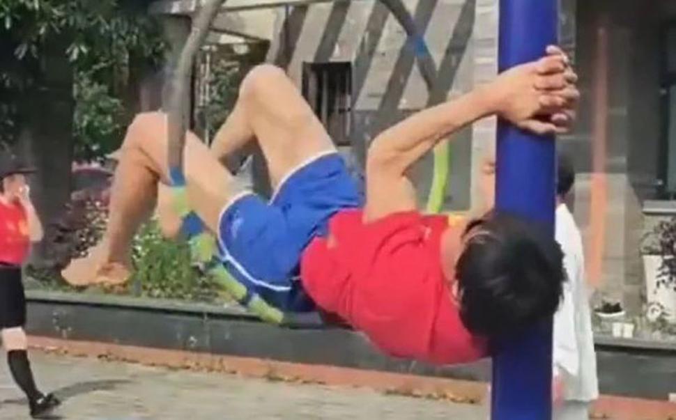 Un bărbat care la 70 de ani arată ca la 30 și-a dezvăluit secretele. Și sunt cu totul neașteptate 922875