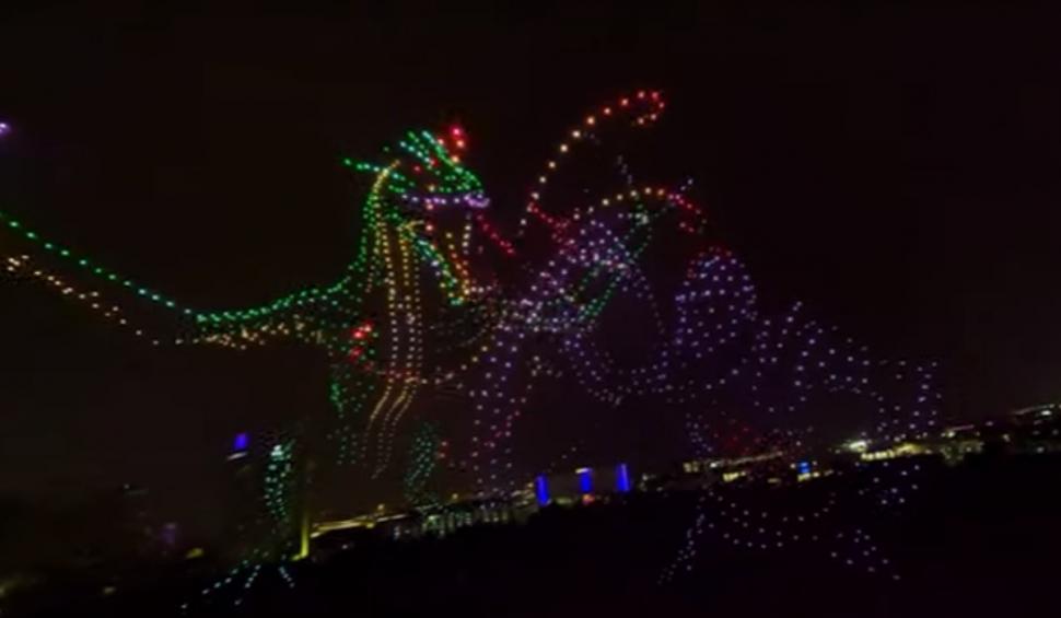 Două noi recorduri mondiale pentru cel mai impresionant spectacol cu peste 1.500 de drone. Imaginile care au intrat în istorie  923416