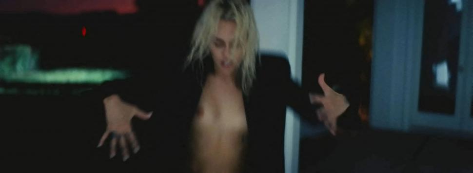 Miley Cyrus a fost dată în judecată pentru că ar fi copiat melodia „Flowers” de la Bruno Mars 923558