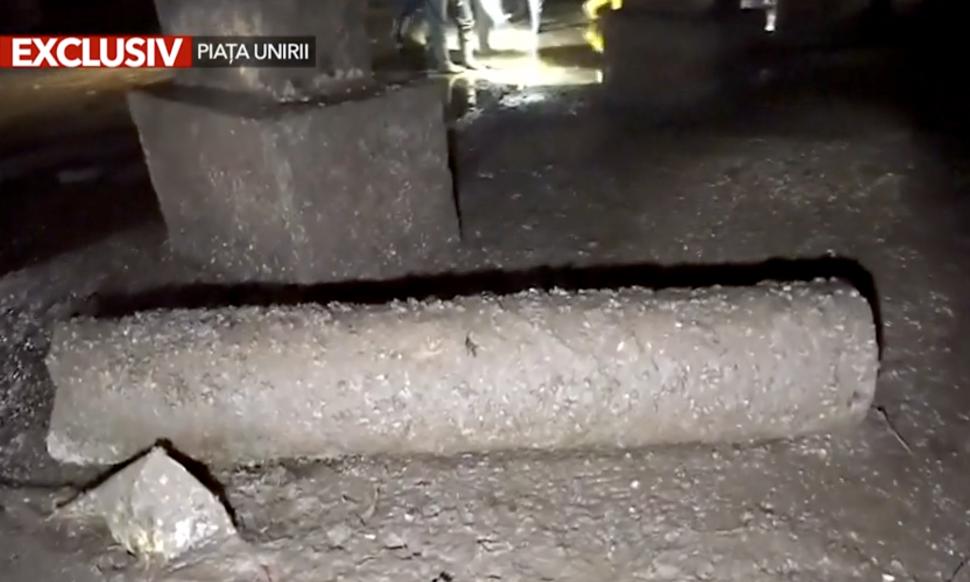 EXCLUSIV Imagini de sub planșeul de la Piața Unirii care stă să se prăbușească 923995