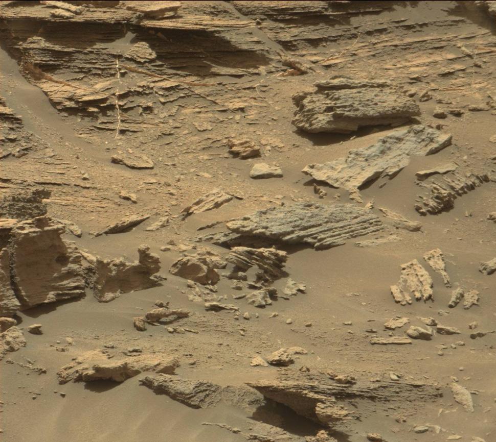 „Ancora” de pe Marte. Roca ciudată surprinsă de roverul Curiosity al NASA 924566
