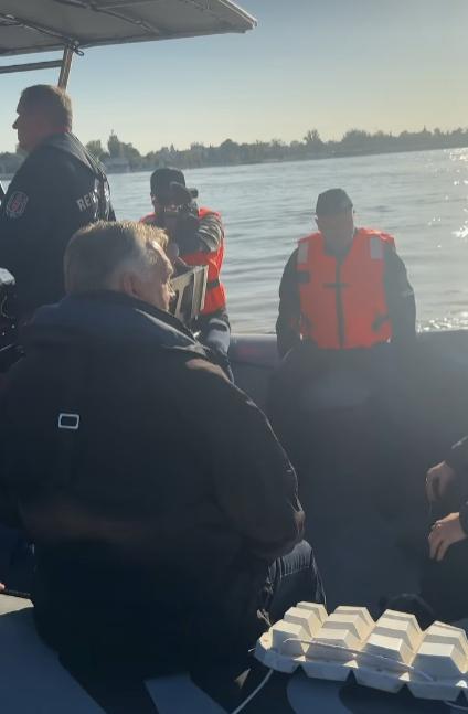 Cea mai grea zi în Budapesta. Totul e sub ape, stațiile de autobuz abia se mai văd. Viktor Orban a ieșit cu barca pe Dunăre  924598