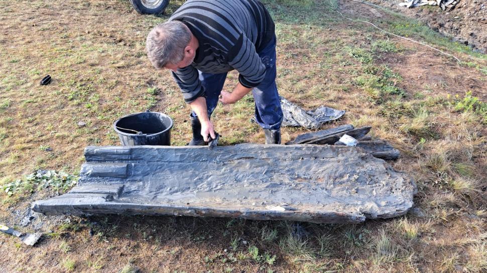 Descoperire arheologică importantă, la Băile Figa: Imagini cu artefacte de lemn, vechi de 3.000 de ani, „excepţional de bine păstrate” 924511