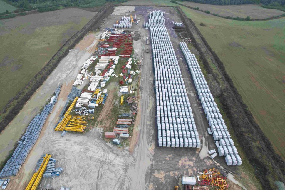 Tuneluri prin Carpați: Etapă importantă pentru AKTOR în cel mai mare proiect feroviar din România 924371