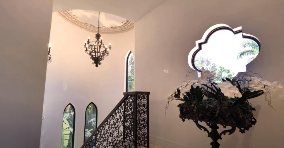 Imagini rare din "buncărul miliardarilor". Cum arată insula înconjurată de un sistem de radare construit de o companie israeliană 924794