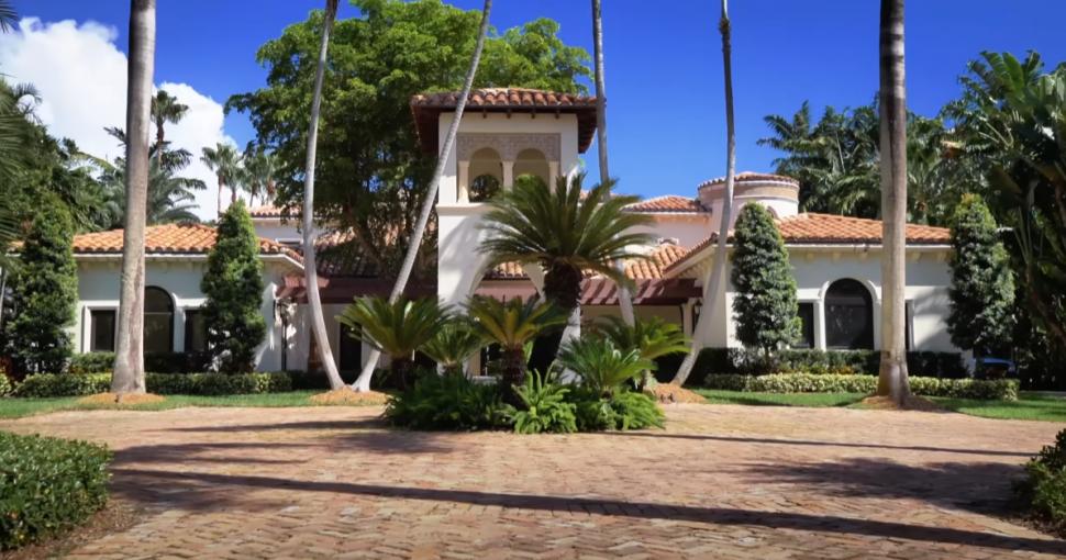 Imagini rare din "buncărul miliardarilor". Cum arată insula înconjurată de un sistem de radare construit de o companie israeliană 924803