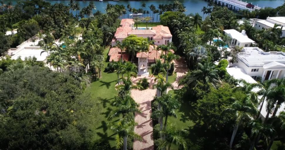 Imagini rare din "buncărul miliardarilor". Cum arată insula înconjurată de un sistem de radare construit de o companie israeliană 924805