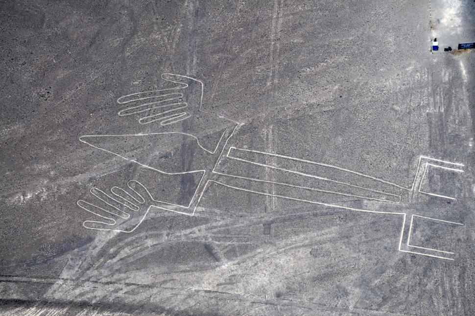 Sute de linii Nazca, descoperite de inteligența artificială. Desenele antice pot fi văzute doar din cer 924956