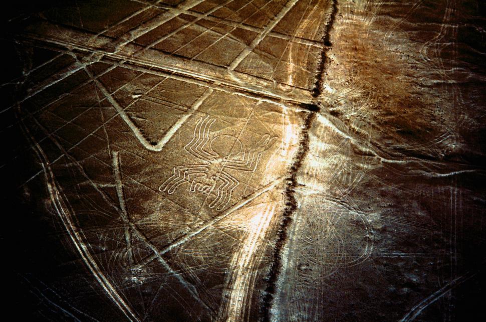 Sute de linii Nazca, descoperite de inteligența artificială. Desenele antice pot fi văzute doar din cer 924960