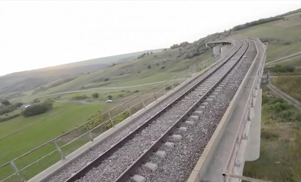 Linia de cale ferată din Botoșani, inaugurată cu fast în anii '90, care a fost abandonată după ce un singur tren a trecut pe acolo 925782