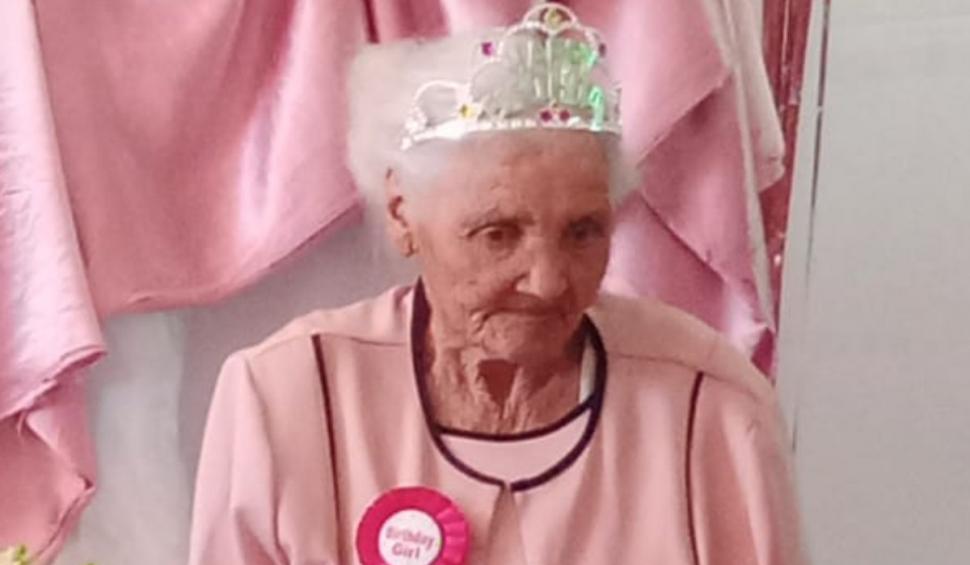 O femeie din Africa de Sud a împlinit, astăzi, 118 ani. Margaret Maritz ar putea stabili un nou record în longevitate 925778