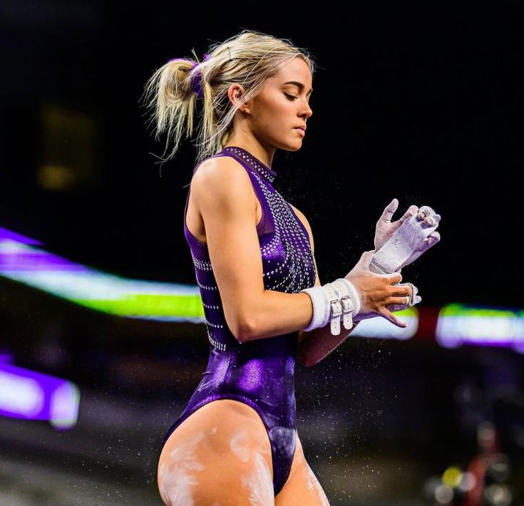 Olivia Dunne, gimnasta care a devenit virală, spune că celebritatea vine cu un preț: „Mi-au cerut apa în care fac baie”  925659