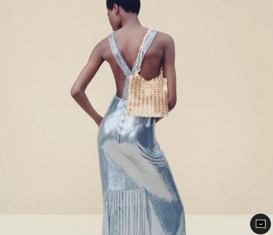 Cea mai scumpă geantă din lume costă 250.000 de euro şi este o creaţie a casei de modă Paco Rabanne 925670