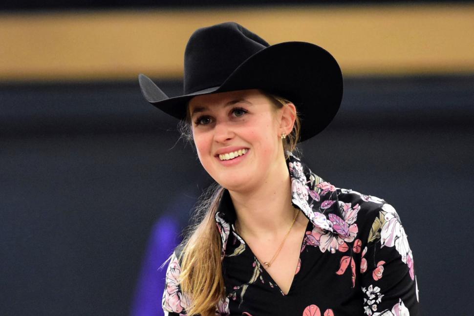 Fiica cea mare a lui Michael Schumacher s-a căsătorit. Invitaţilor le-au fost luate telefoanele ca să nu-l pozeze pe fostul pilot 926013