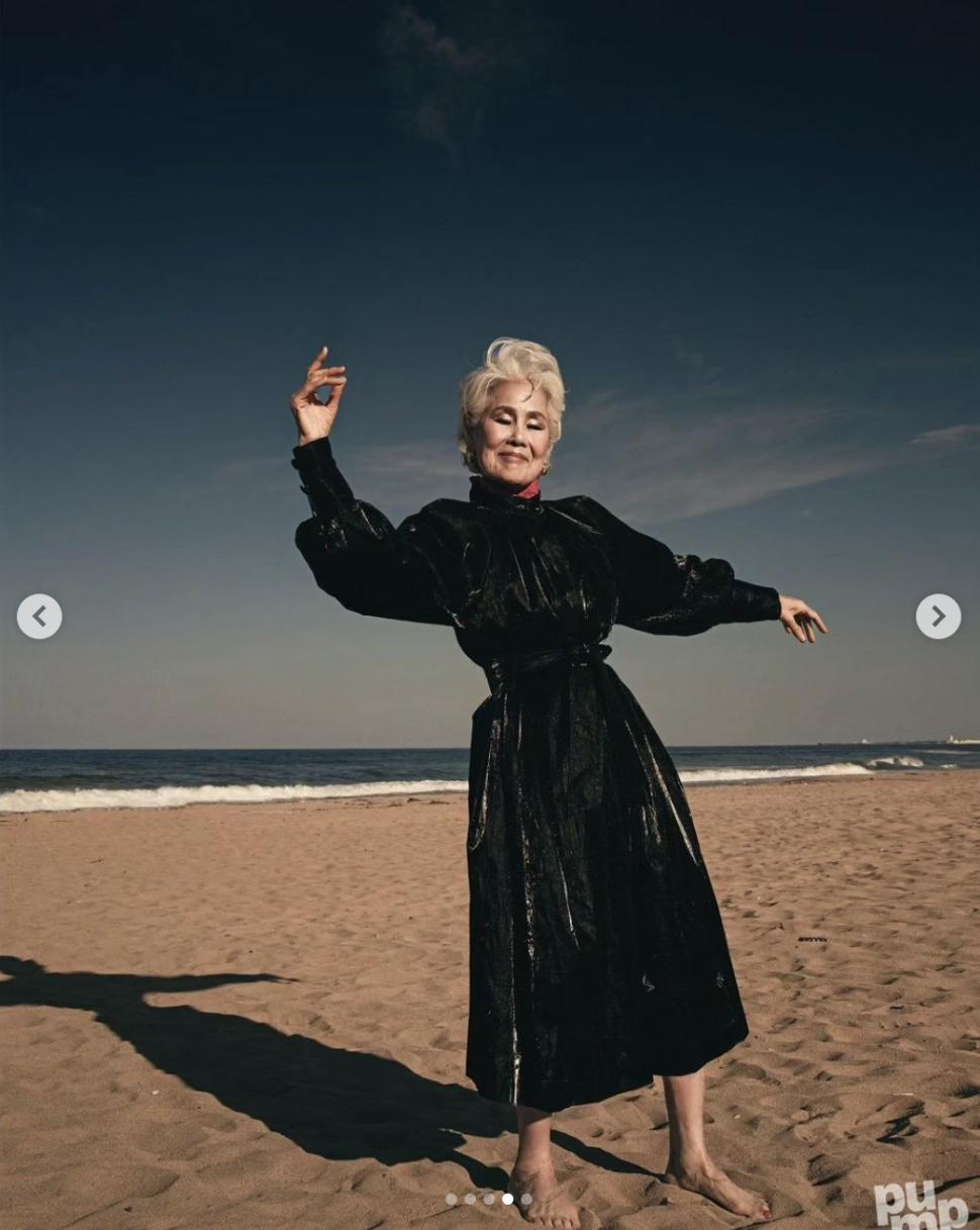 La 80 de ani, o femeie concurează la Miss Universe Coreea și vrea să demonstreze că vârsta e doar un număr. „Vreau să uimesc lumea” 926002