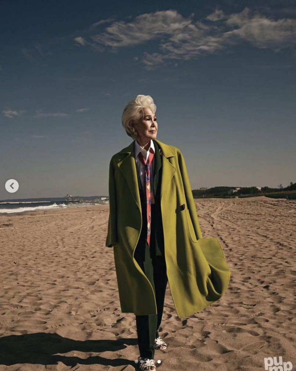 La 80 de ani, o femeie concurează la Miss Universe Coreea și vrea să demonstreze că vârsta e doar un număr. „Vreau să uimesc lumea” 926008