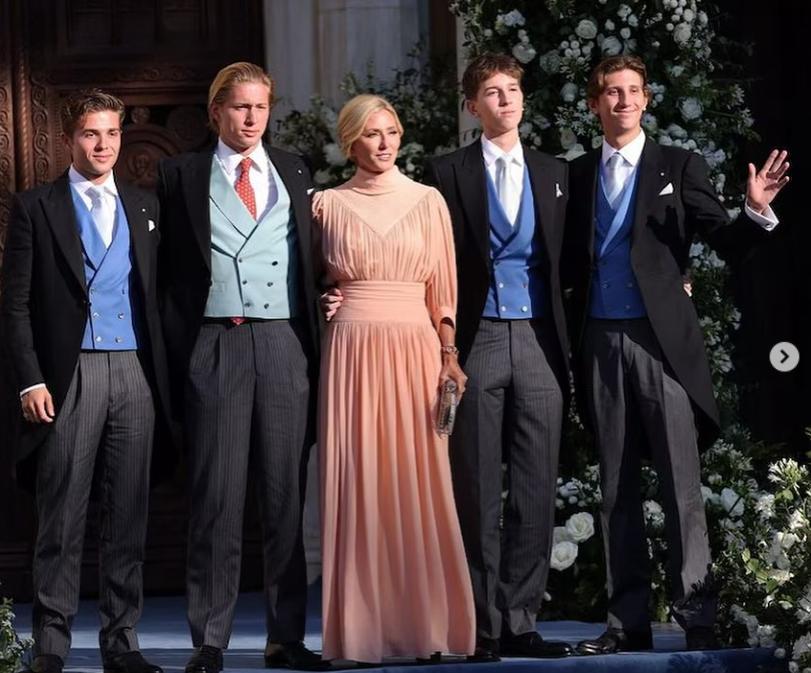 Nunta regală amânată de 2 ori a avut loc, în final. Prințesa Theodora a Greciei s-a căsătorit cu un avocat american cu 7 ani mai tânăr 926062