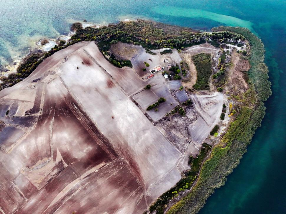 O insulă spectaculoasă a fost scoasă la vânzare într-o destinație de vacanță preferată a românilor, iar prețul este surprinzător 926307