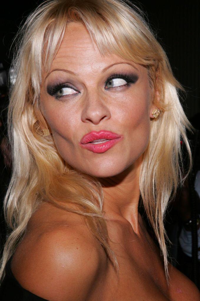 Cum a apărut Pamela Anderson la ultimul eveniment. Fanii ei sunt uluiți: „Ce s-a întâmplat cu ea?” 926465