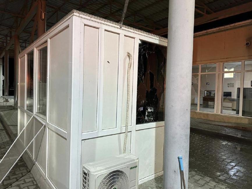 Punctul de frontieră Orlivka - Isaccea, dintre Ucraina şi România, a fost bombardat de Rusia: Doi șoferi de TIR au fost răniți 926593