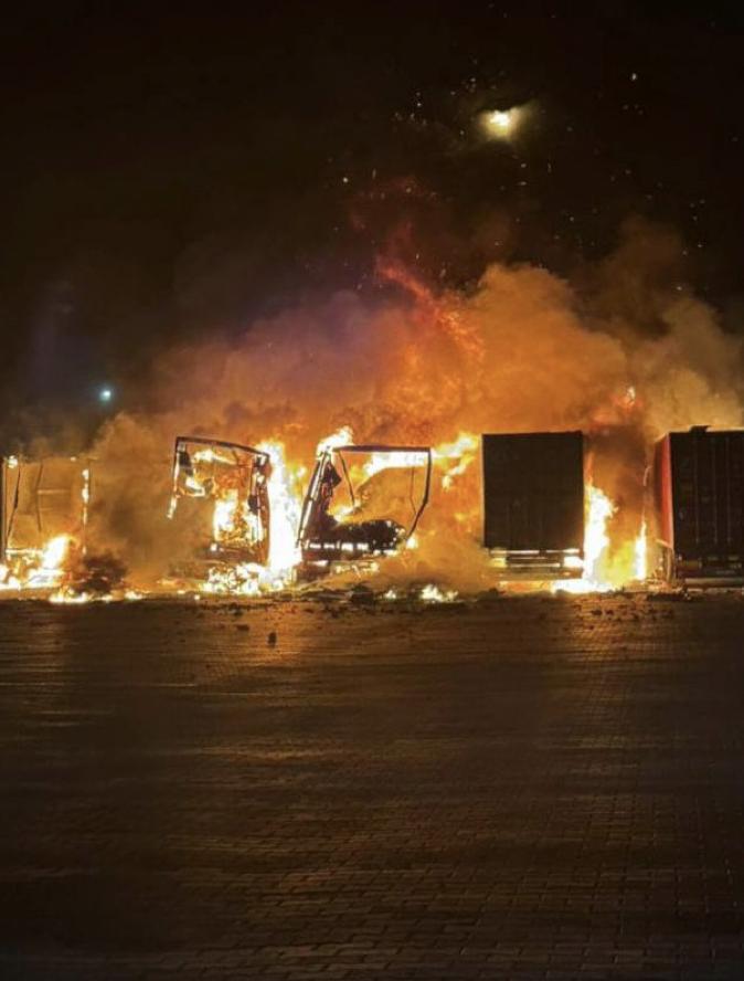 Punctul de frontieră Orlivka - Isaccea, dintre Ucraina şi România, a fost bombardat de Rusia: Doi șoferi de TIR au fost răniți 926594