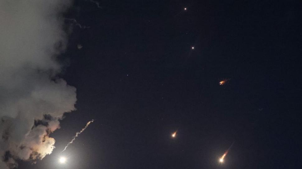 Hasan Nasrallah a fost îngropat într-un loc secret. Israelul spune că a ucis 250 de luptători Hezbollah de când a invadat Libanul 926413