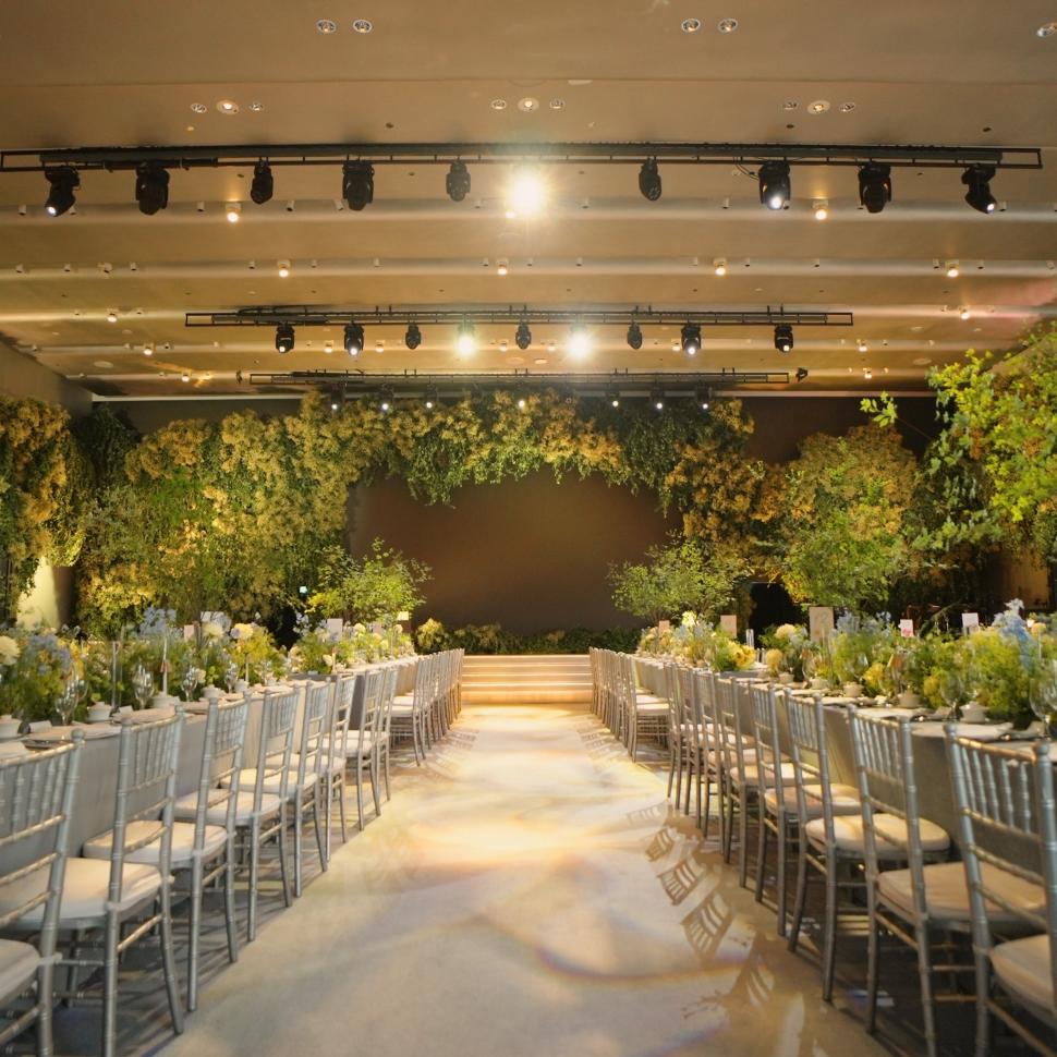 Jungla din zgârie-nori. Imagini fabuloase din cea mai frumoasă clădire înaltă din lume aflată în Singapore 927355