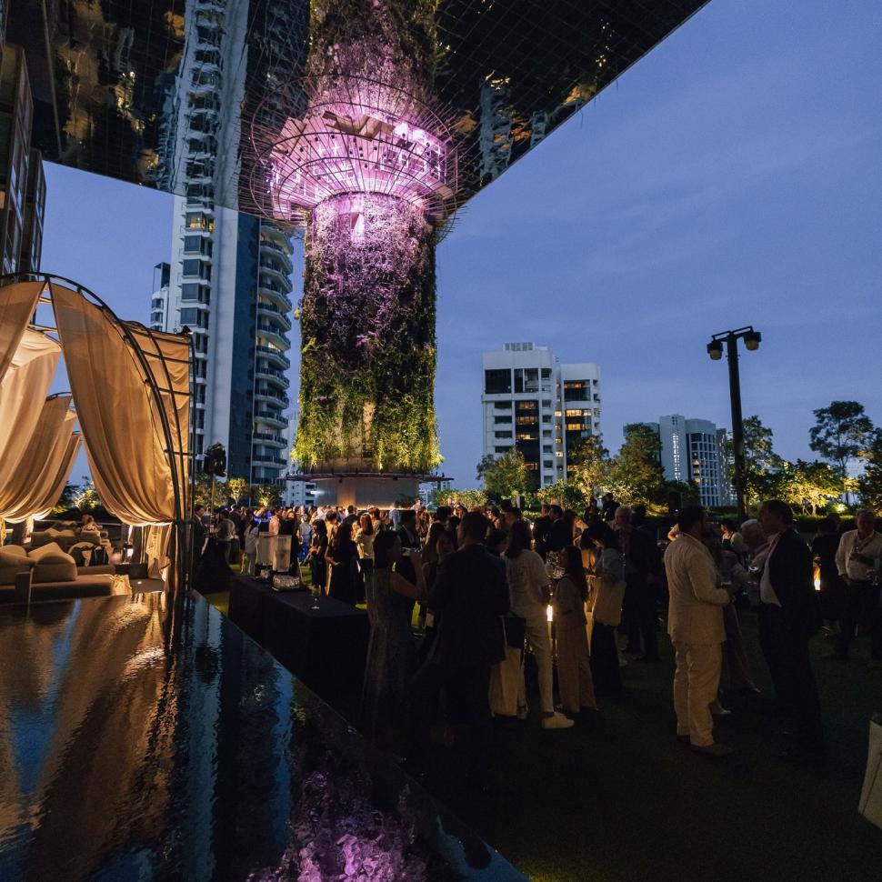 Jungla din zgârie-nori. Imagini fabuloase din cea mai frumoasă clădire înaltă din lume aflată în Singapore 927363