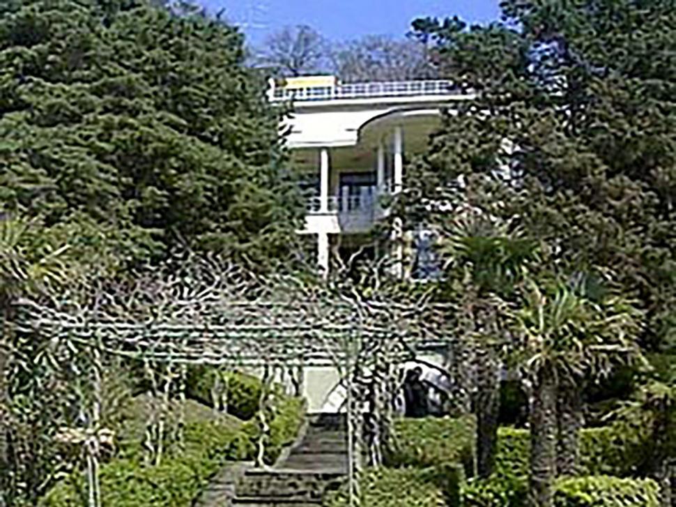 Putin se teme pentru viața lui și și-a demolat un palat din Soci, de la Marea Neagră. Imagini din satelit dezvăluie ce e acum acolo 927500