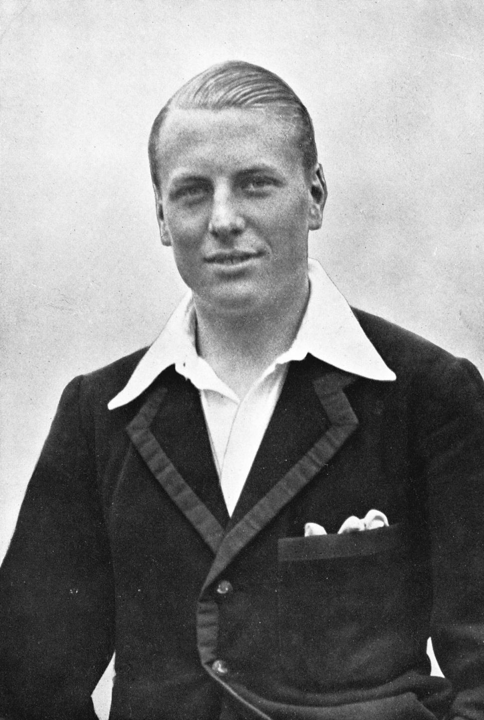 Piciorul unui alpinist dispărut acum 100 de ani a fost găsit pe Everest. Povestea misterioasă a unei expediții cu final tragic  928293