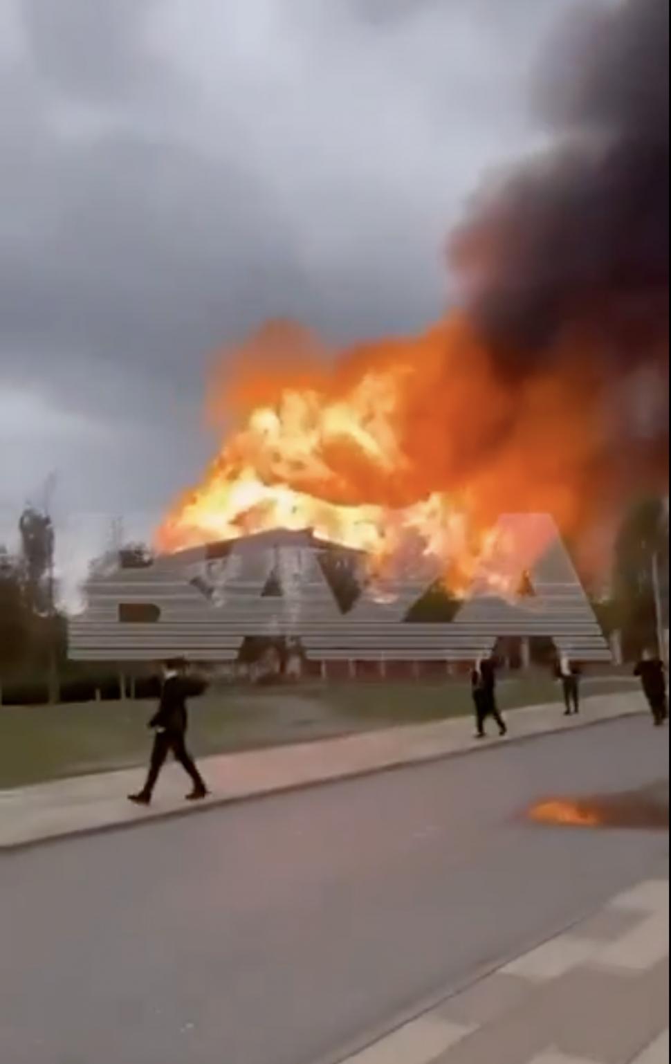 Explozie uriașă la o benzinărie din Groznîi. 4 persoane, printre care 2 copii, ar fi fost ucise 928418