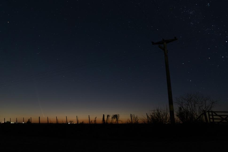 Spectacol pe cer: Cum s-a văzut Cometa A3 din diferite colțuri ale lumii. Ultima dată a fost observată în Epoca de Piatră 928486