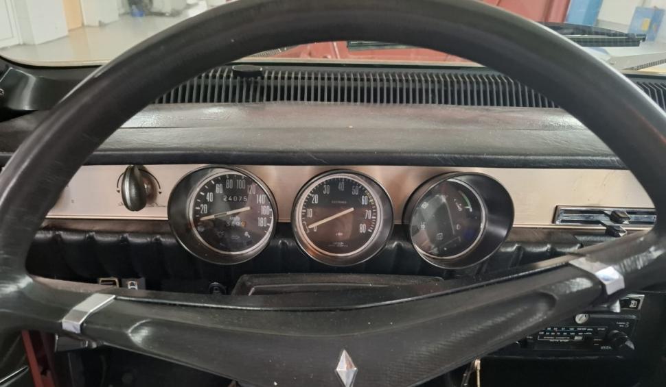 Imagini de colecţie cu un FASA Renault 12 S din 1972, adus pentru inspecţie la RAR Vaslui 929375