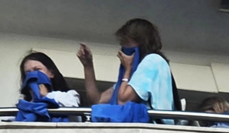 Un hotel din Turcia, plin cu turiști români, a fost cuprins de flăcări. Oamenii au fost evacuaţi cu scările de la balcon 929700