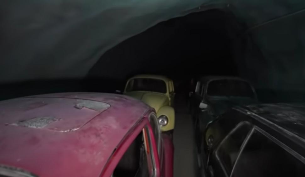 Zeci de maşini de colecţie au fost descoperite în tunelurile unei mine abandonate din Elveţia 929814