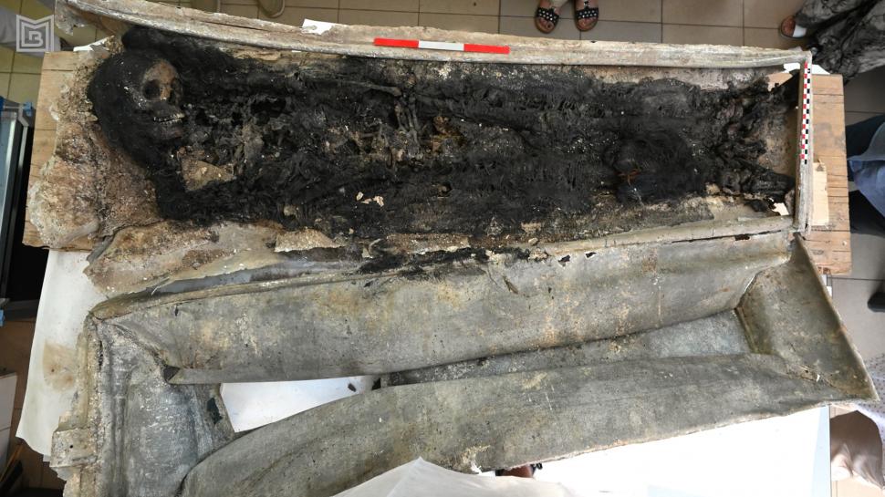 Ce se afla în celebrul sicriu de zinc găsit în curtea bisericii „Mavrogheni” din București: Ascundea o mărturie a dragostei nesfârșite 930080