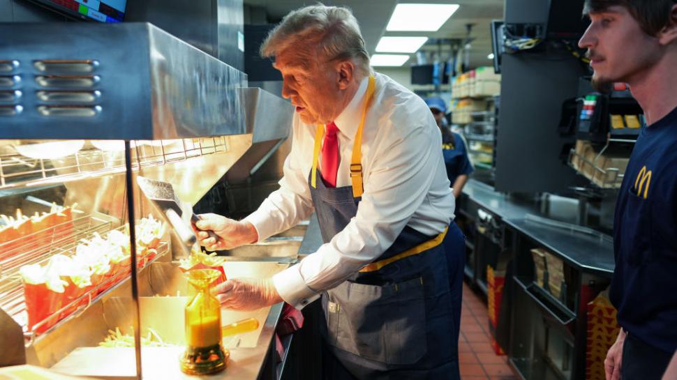 Donald Trump a vândut cartofi prăjiţi la McDonald's în Pennsylvania 929876