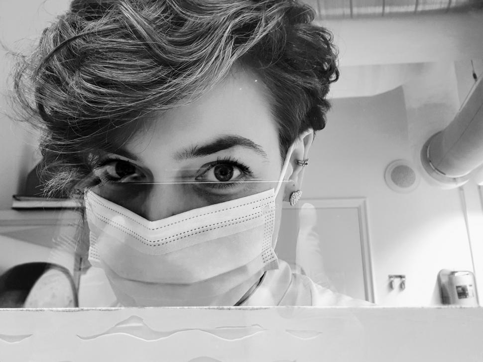 Colecționara de creiere antice: Povestea tinerei care a studiat peste 4.400 de organe. Totul a început cu câteva migrene îngrozitoare 930317