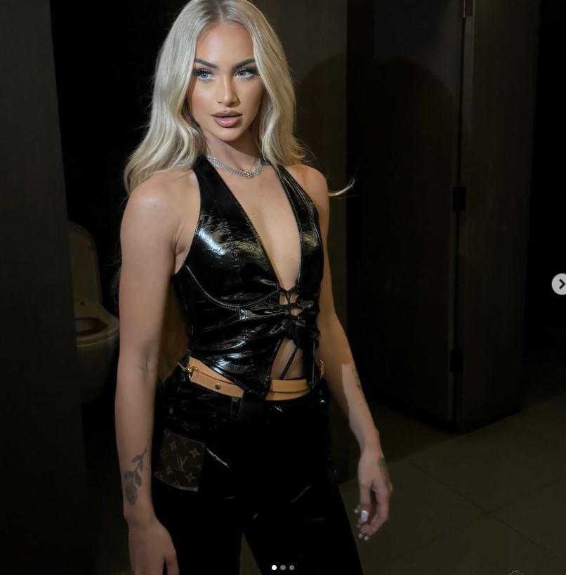 Vila unui celebru fotbalist a fost jefuită în timp ce acesta se afla pe teren. Hoţii au plecat cu bunuri în valoare de 500.000 de euro 929889