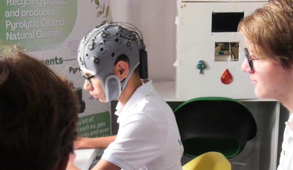 Cum arată aplicaţia de antrenare a minţii cu AI, creată de 5 elevi români. Cercetătorii străini au fost uimiți 931090