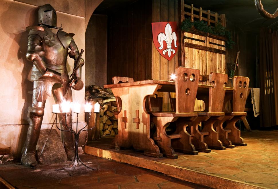 Cum te poți distra în Praga, după ce capitala Cehiei a șocat cu decizia de interzicere a tururilor în pub-uri 930772