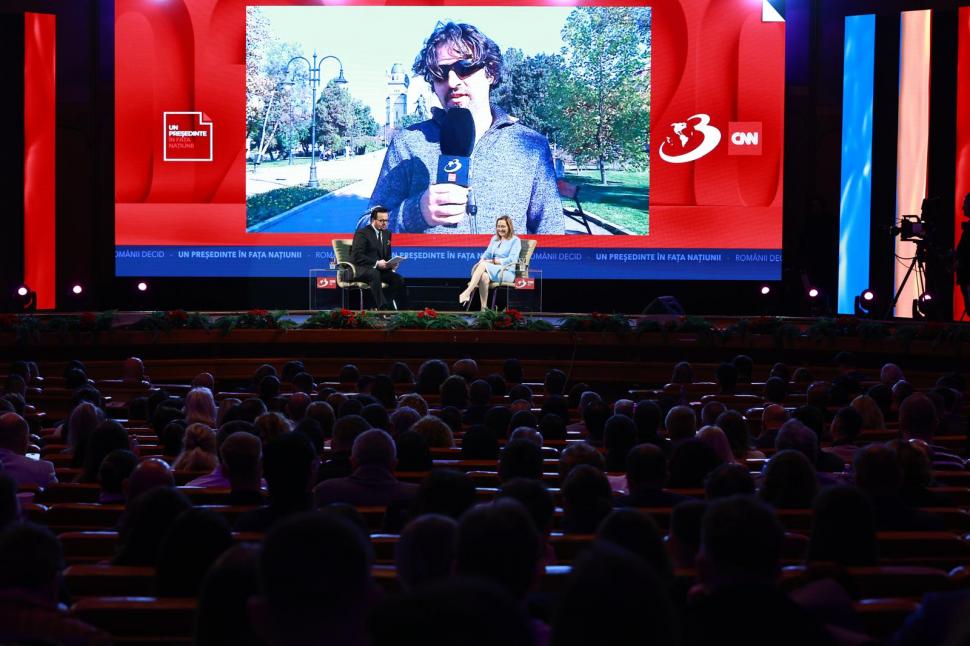 Din culisele primei dezbateri prezidențiale, Elena Lasconi la Antena 3 CNN. Ce nu s-a văzut la televizor 931287