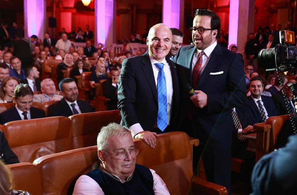 Din culisele dezbaterii prezidențiale cu Nicolae Ciucă. Ce nu s-a văzut la televizor 931621